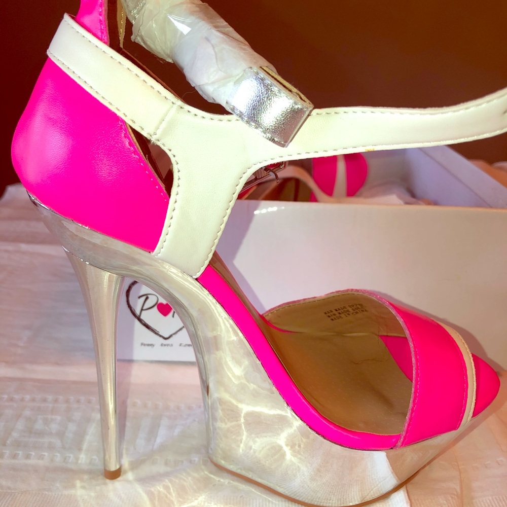 Penny loves Kenny high heel sandals